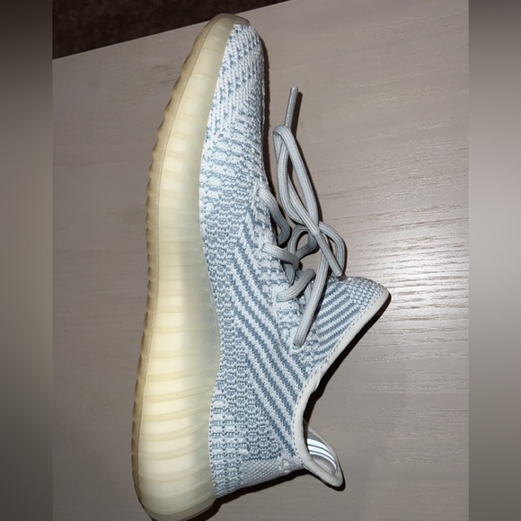 Adidas Yeezy boost 350 V2 Cloud white(non reflective) - Picture 2 of 6